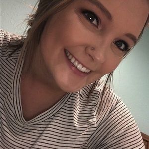 Meet your Posher, Caitlyn